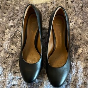 Clarks brier black 3 1/2 inch heels. Size 8.5. Worn once